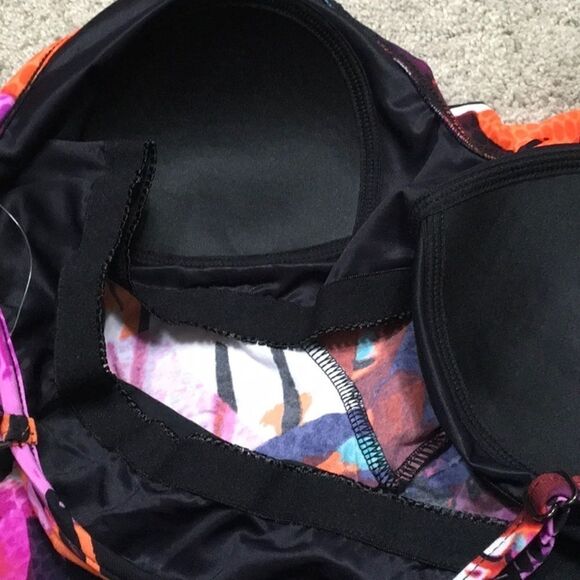 MagicSuit by Miraclesuit multicolored tankini top.  10 - Picture 9 of 9